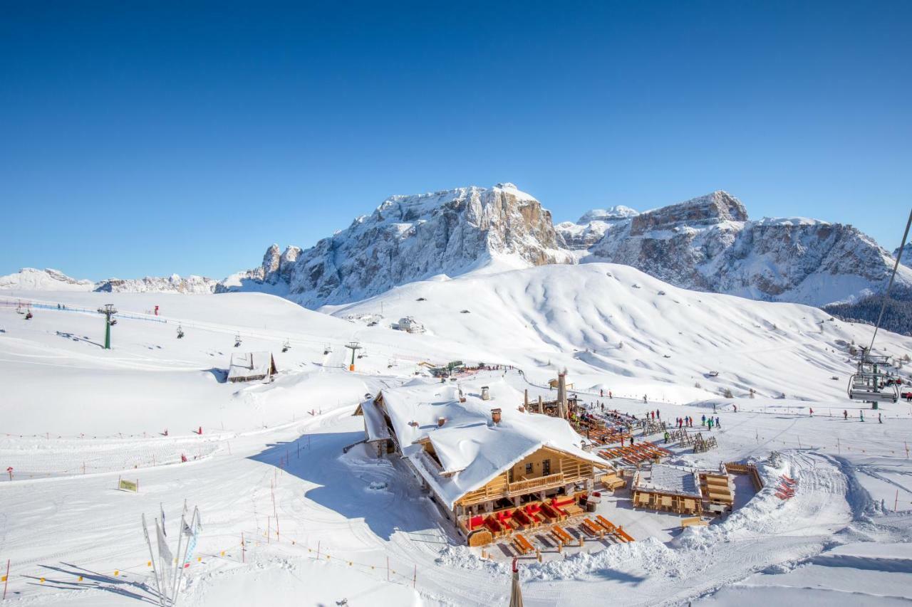 Rifugio Salei Hotel Canazei Kültér fotó